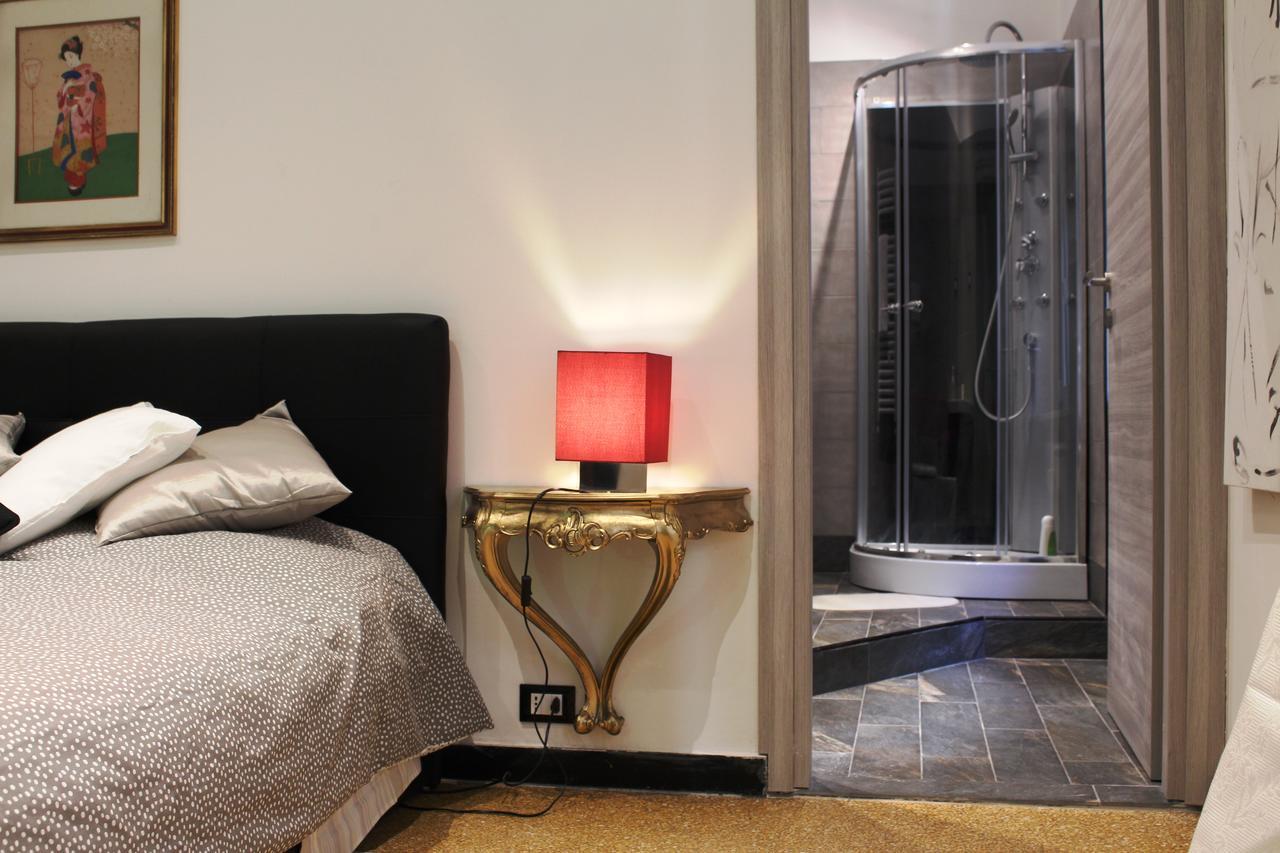 Bb Tube Bed & Breakfast Genoa